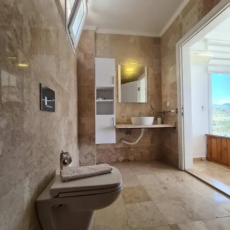 With Jacuzzi And Backyard In Kalkan 4* Fethiye